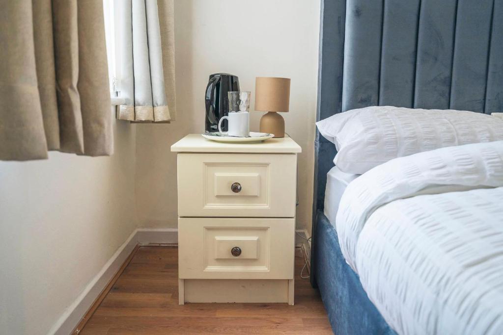 Majestic Inn - Resim 36