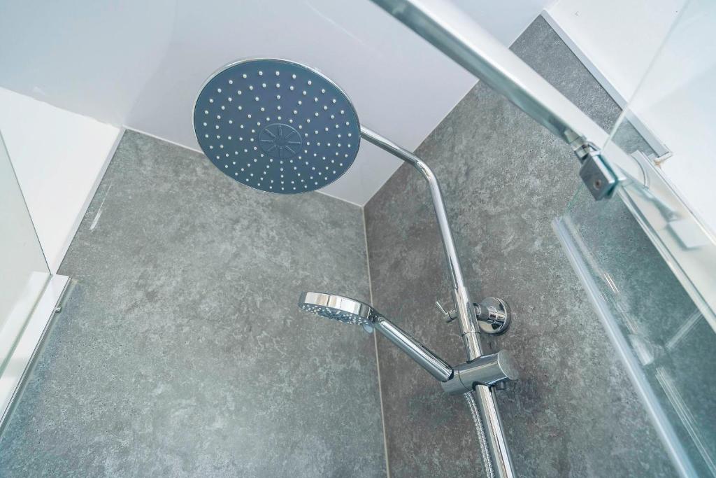 Majestic Inn - Resim 7