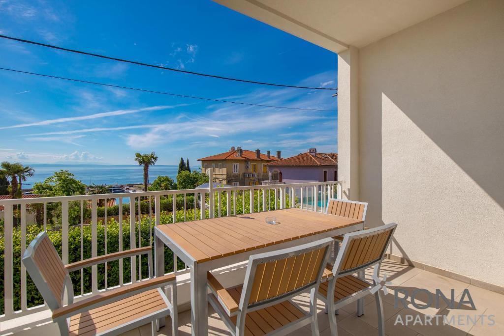 Balkón alebo terasa v ubytovaní Apartments Rona Erea Icici