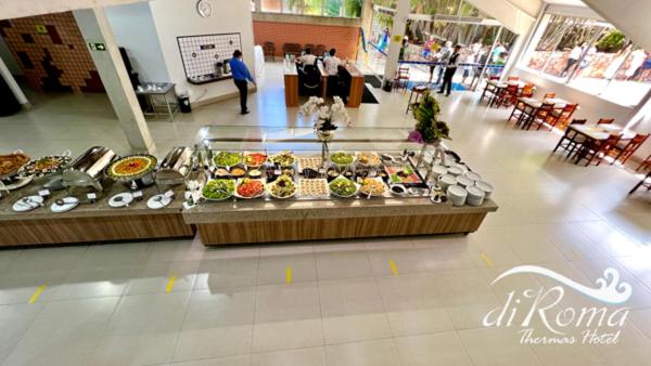 Comida no hotel ou em algum lugar perto