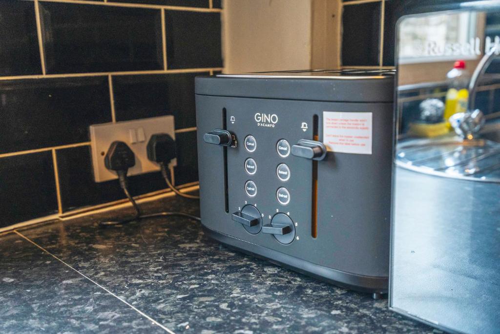 Majestic Inn - Resim 18