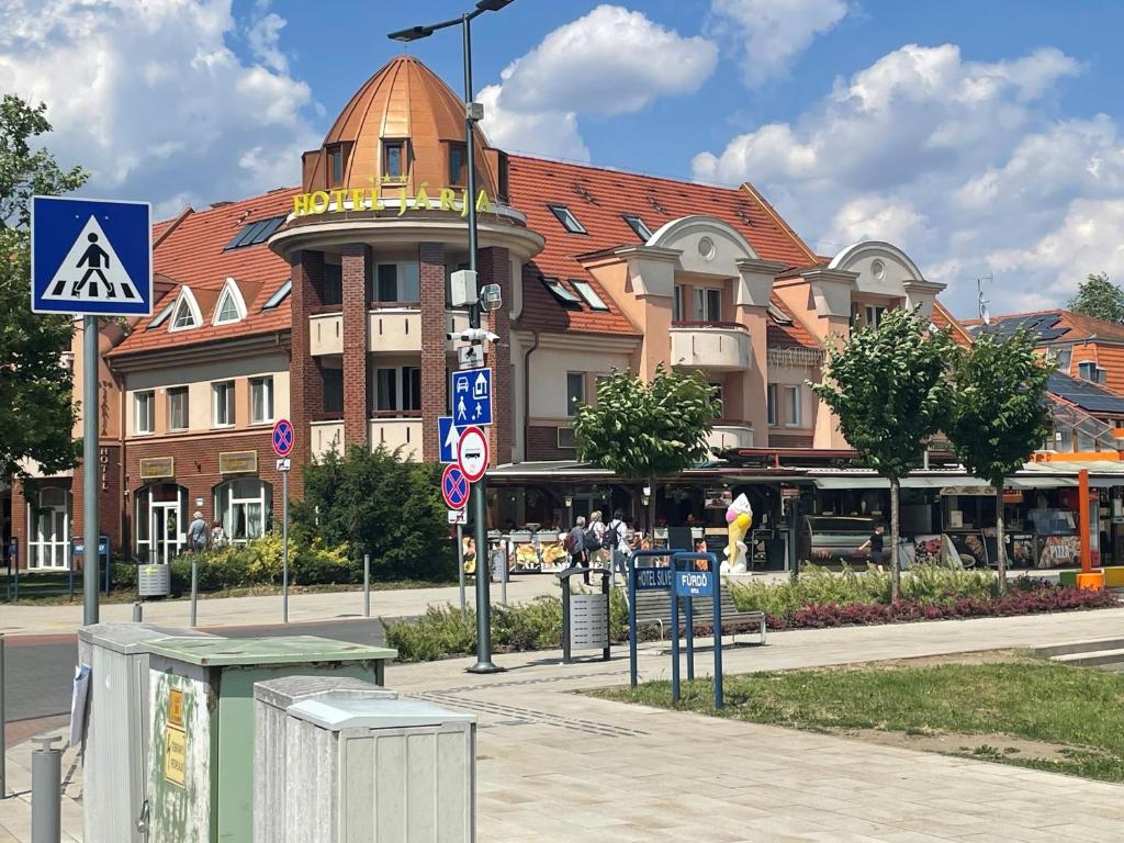 Termál Schmitz Apartmanok B5 4200 Hajdúszoboszló, Mátyás király sétány 6 kép - 1