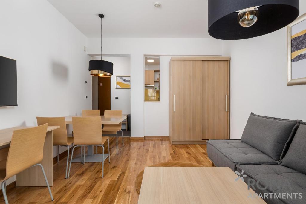 Posedenie v ubytovaní Apartments Rona Erea Icici