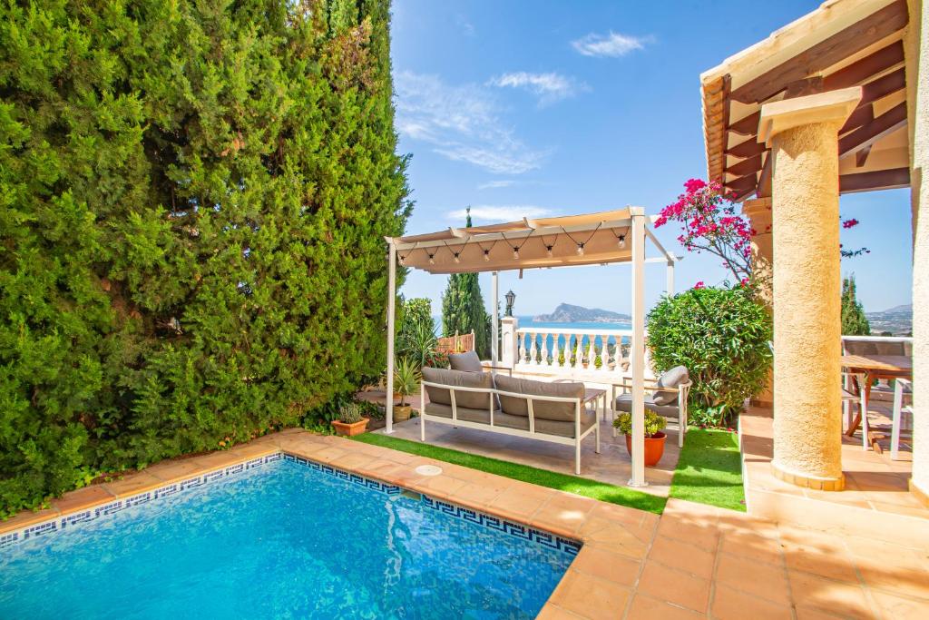 Bazén v ubytování Chalet Altea Hills nebo v jeho okolí