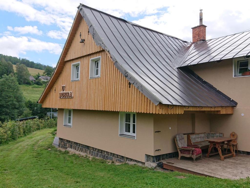 Budova, kde se prázdninový dům nachází
