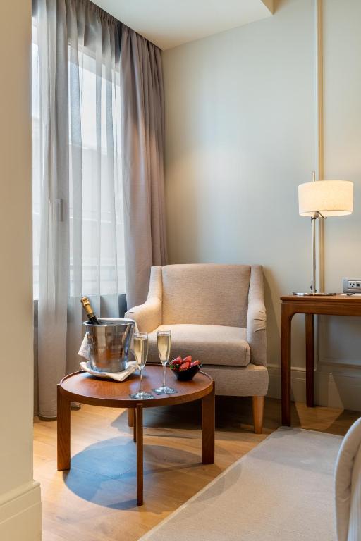 Posezení v ubytování H10 Palacio Colomera