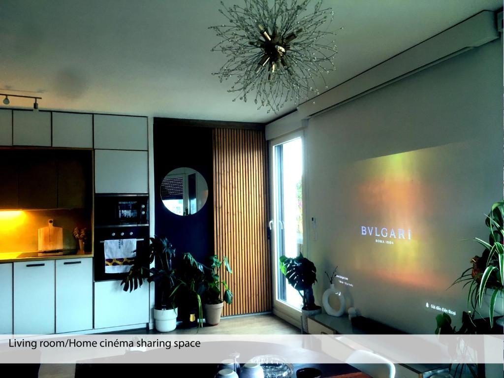 Kuchyň nebo kuchyňský kout v ubytování Chambre privée dans un roof-top unique vue 360°