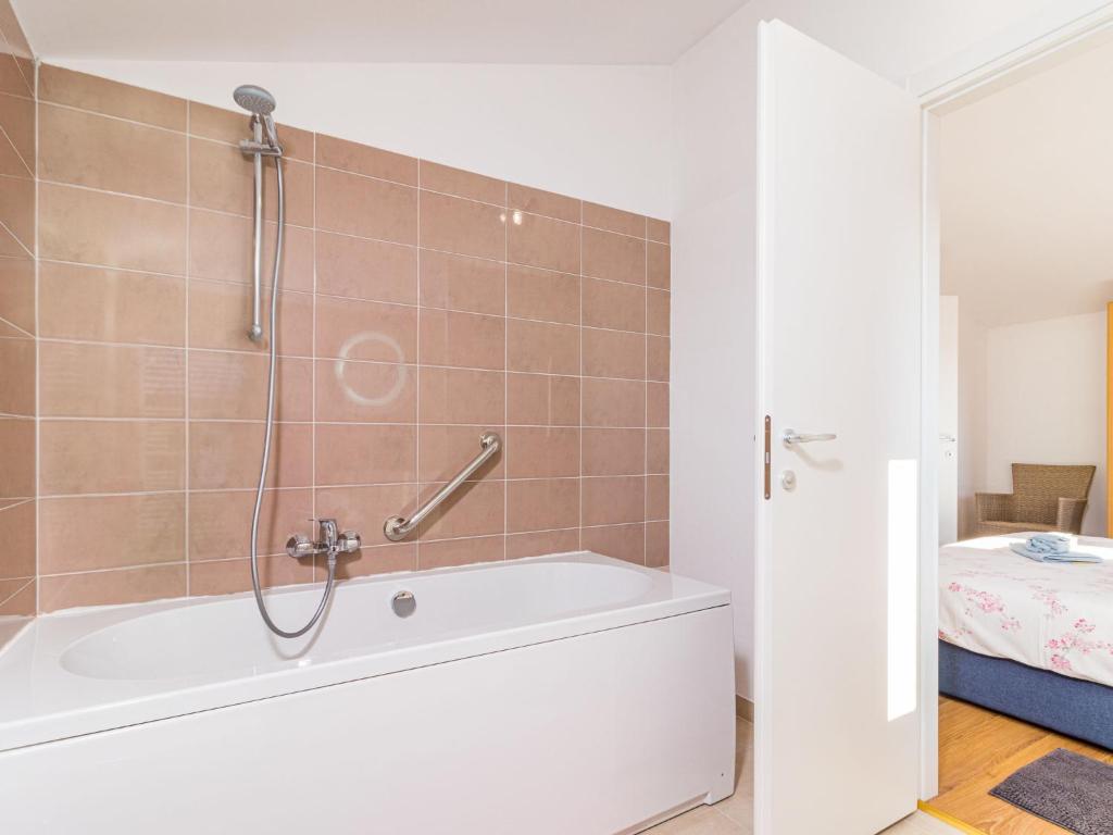 Kúpeľňa v ubytovaní Holiday Home Villa May by Interhome