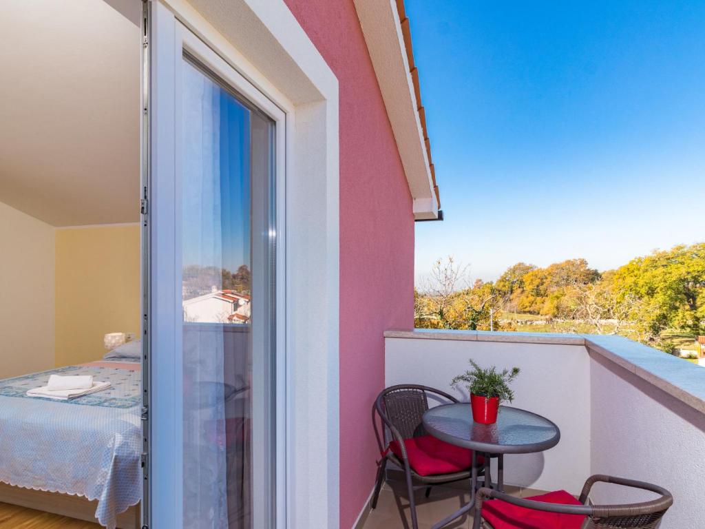 Posteľ alebo postele v izbe v ubytovaní Holiday Home Villa May by Interhome
