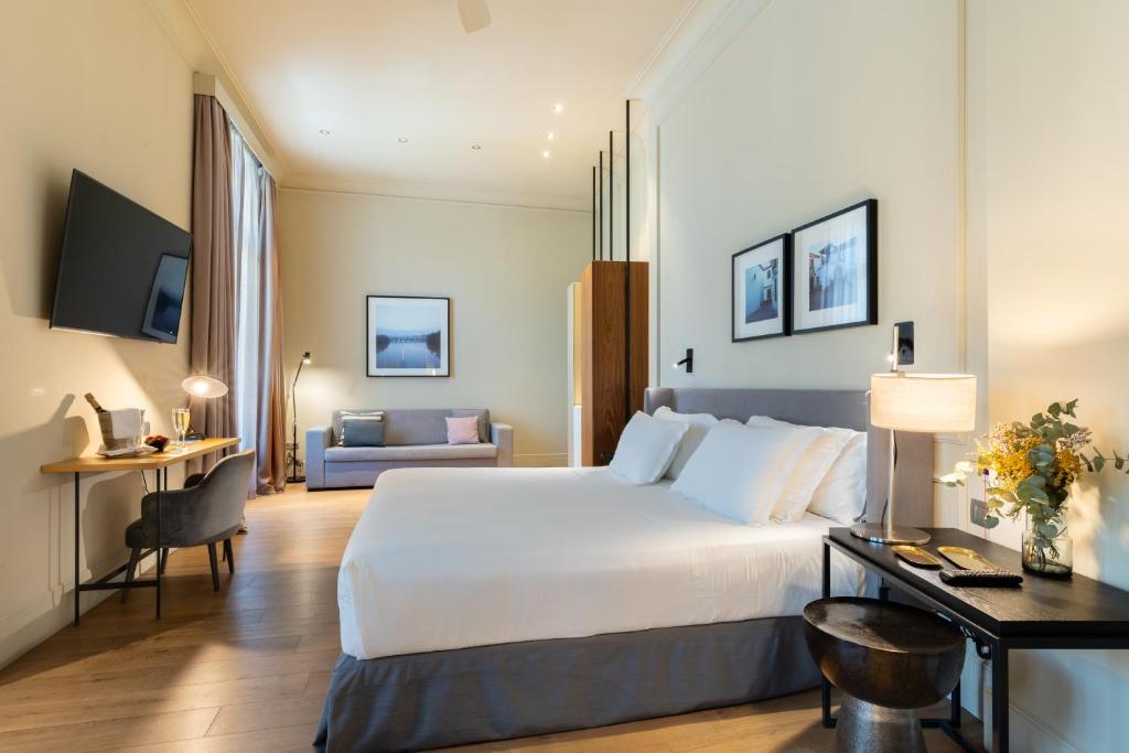 H10 Palacio Colomera - 19