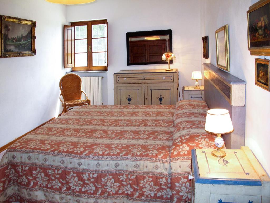 Posteľ alebo postele v izbe v ubytovaní Apartment Rondini by Interhome