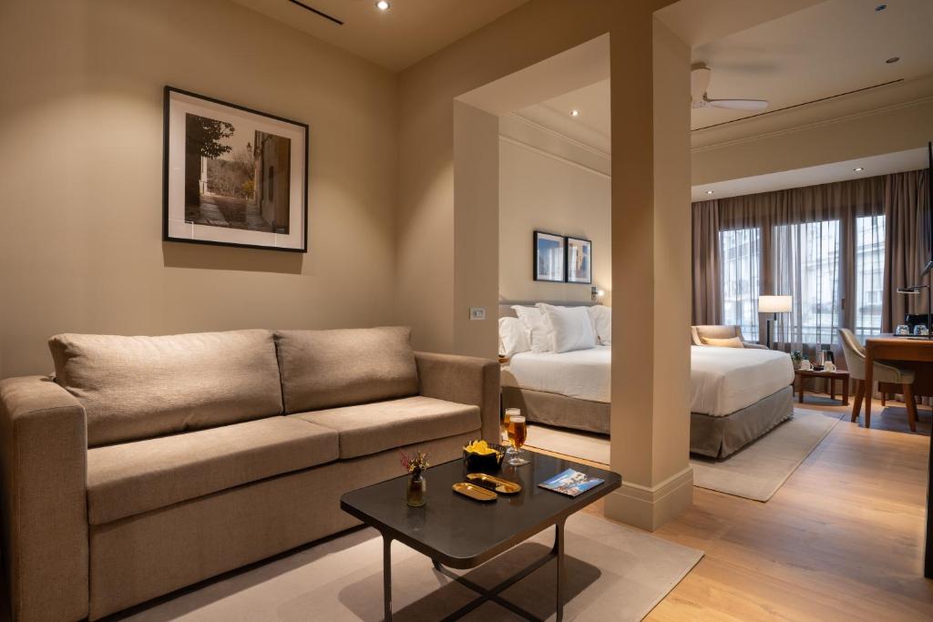 H10 Palacio Colomera - 14