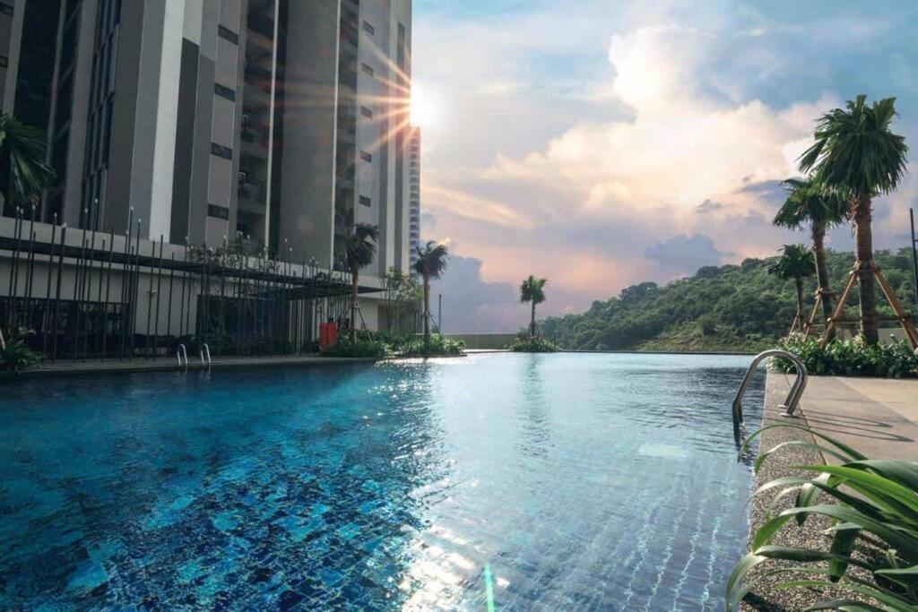 Bazén v ubytování Medini Meridin by Luxecocoo CK Legoland nebo v jeho okolí