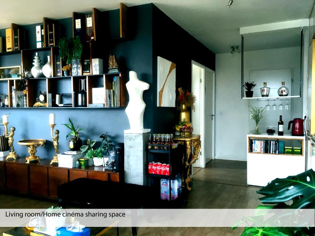 Kuchyň nebo kuchyňský kout v ubytování Chambre privée dans un roof-top unique