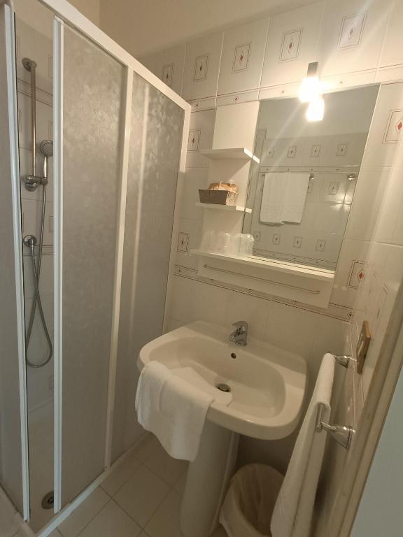 Łazienka w obiekcie Hotel Merano