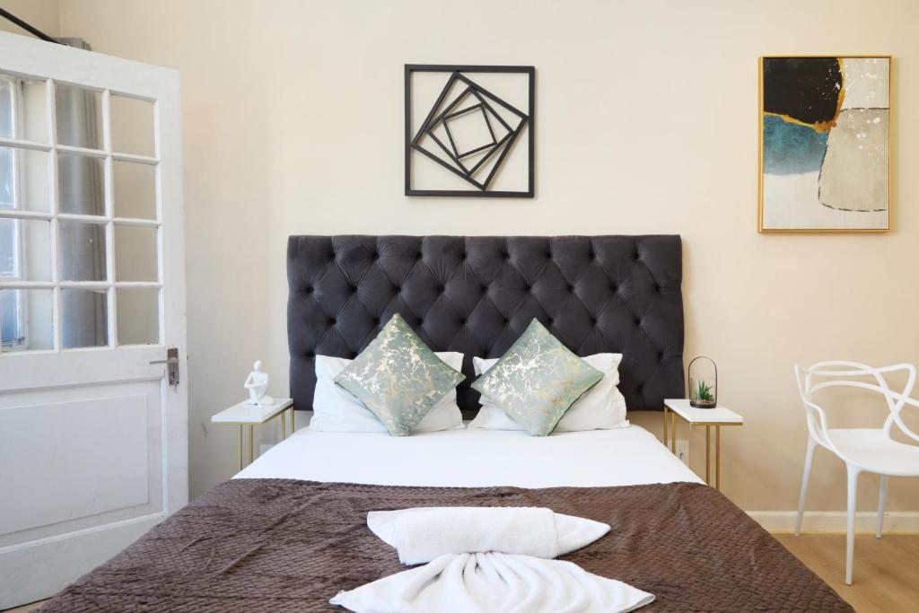 Giường trong phòng chung tại City Club Circle