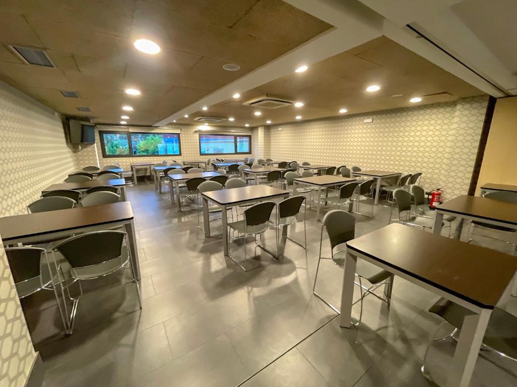 Restaurace v ubytování Hotel Apartamentos San Fermín Pamplona
