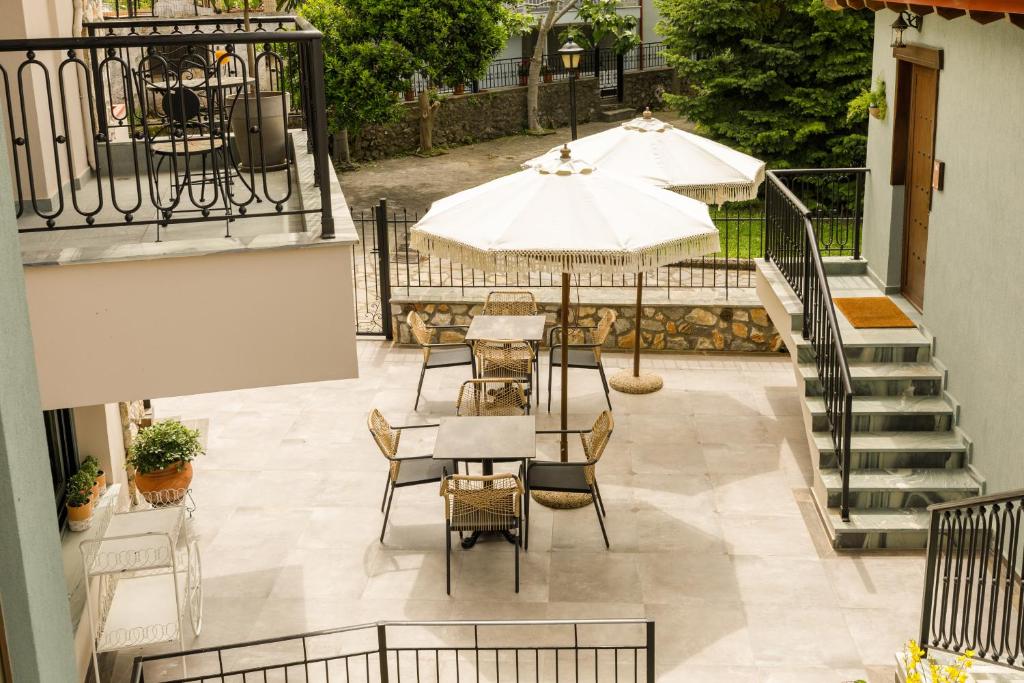 Balkón nebo terasa v ubytování Meydani Suites