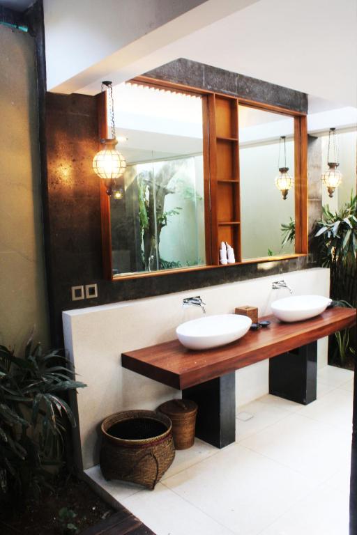 Regali Villa Canggu - Two-Bedroom Pool Villa