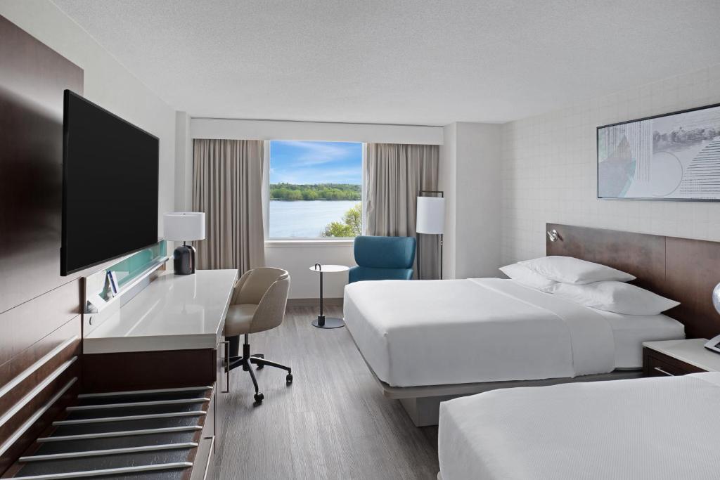 Postel nebo postele na pokoji v ubytování Delta Hotels by Marriott Fredericton