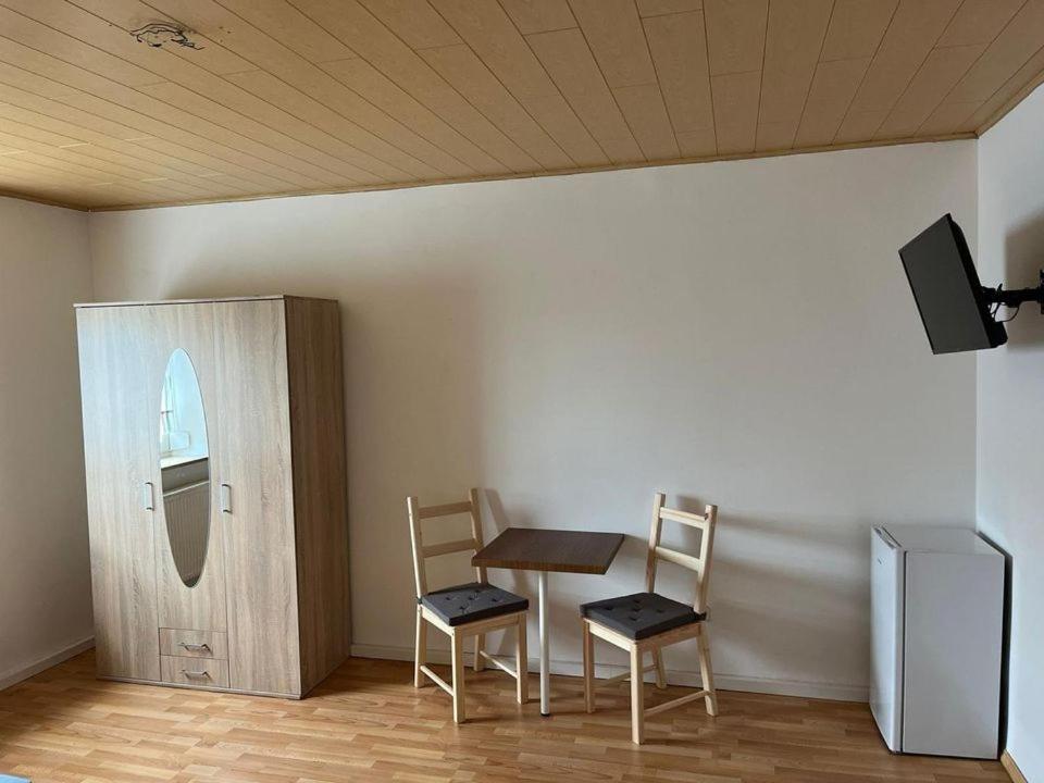 Μια τηλεόραση ή/και κέντρο ψυχαγωγίας στο Donau Home