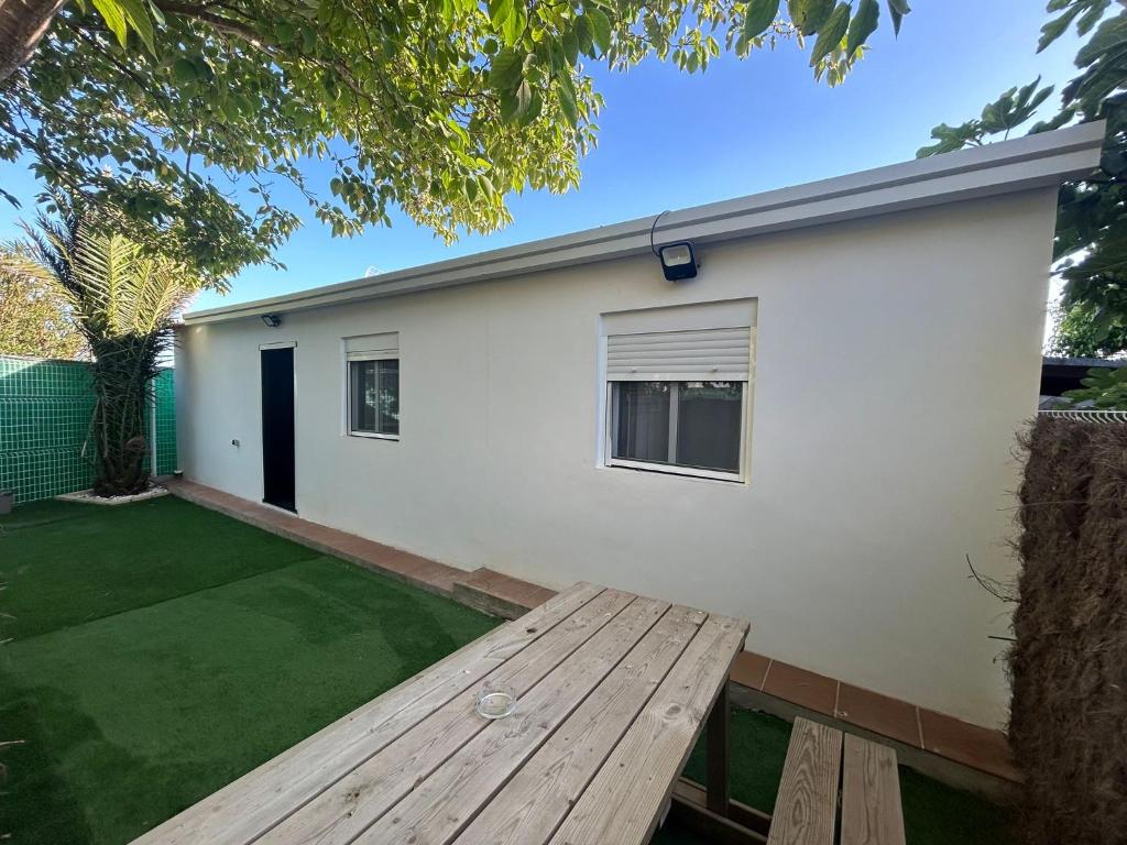 Tòa nhà nơi nhà nghỉ dưỡng tọa lạc