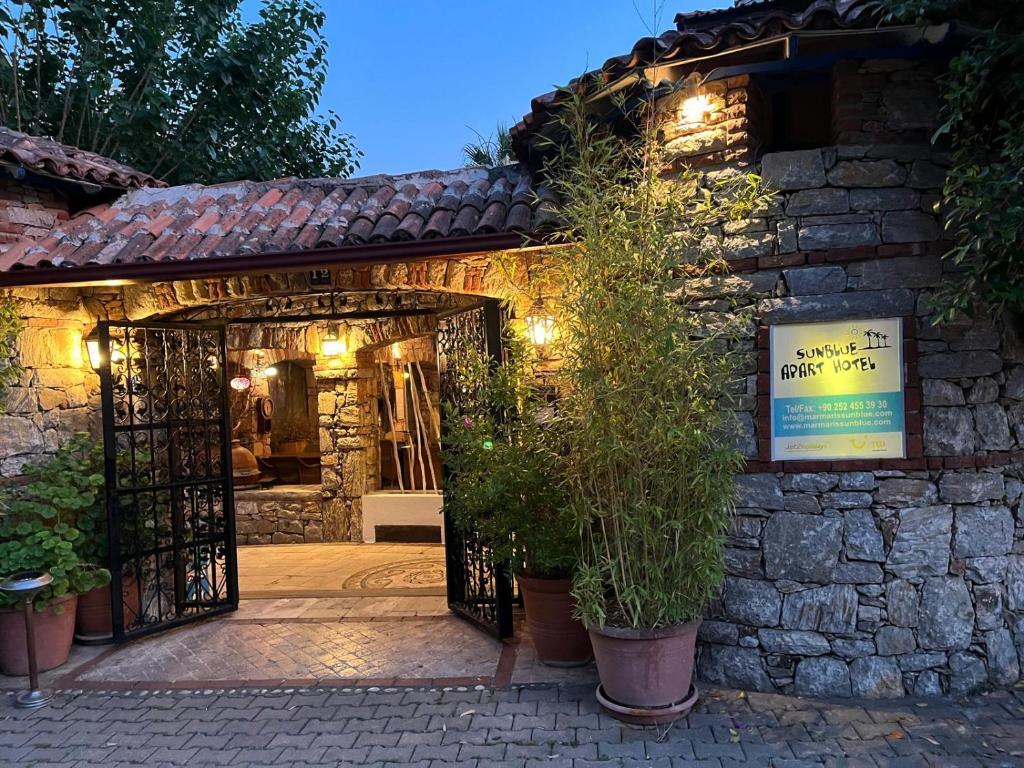 Exteriér nebo vchod ubytování Sun Blue Apart Hotel