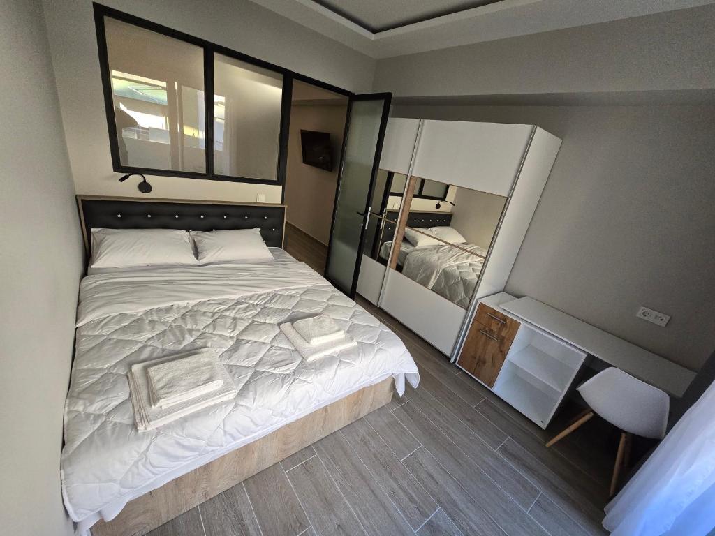 GREKO HOME 2 WITH FREE PRIVATE PARKINg - 3