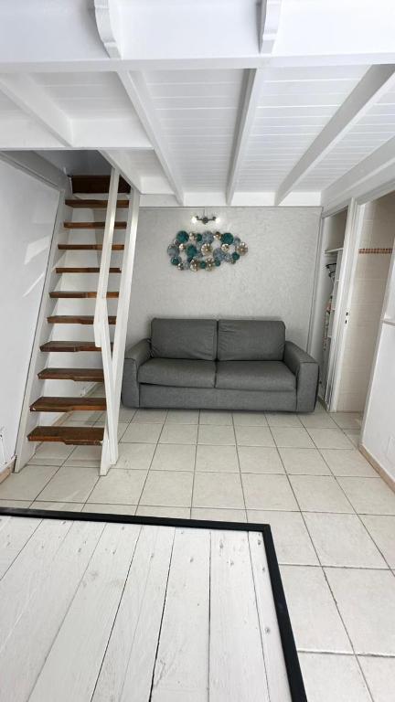 Posezení v ubytování bungalow pied dans l'eau-Tartane