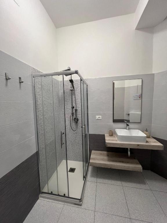 Koupelna v ubytování Settetrequattro Rooms