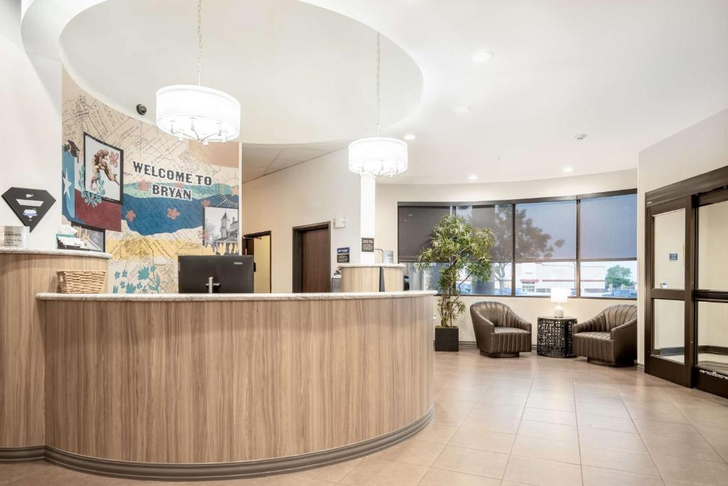 Vstupní hala nebo recepce v ubytování Best Western Premier Bryan College Station