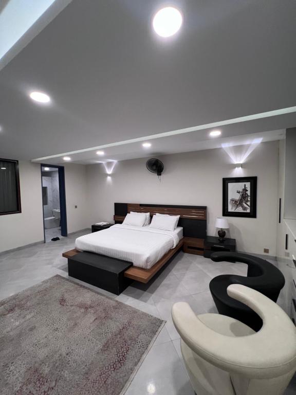 The Luxus Lodge