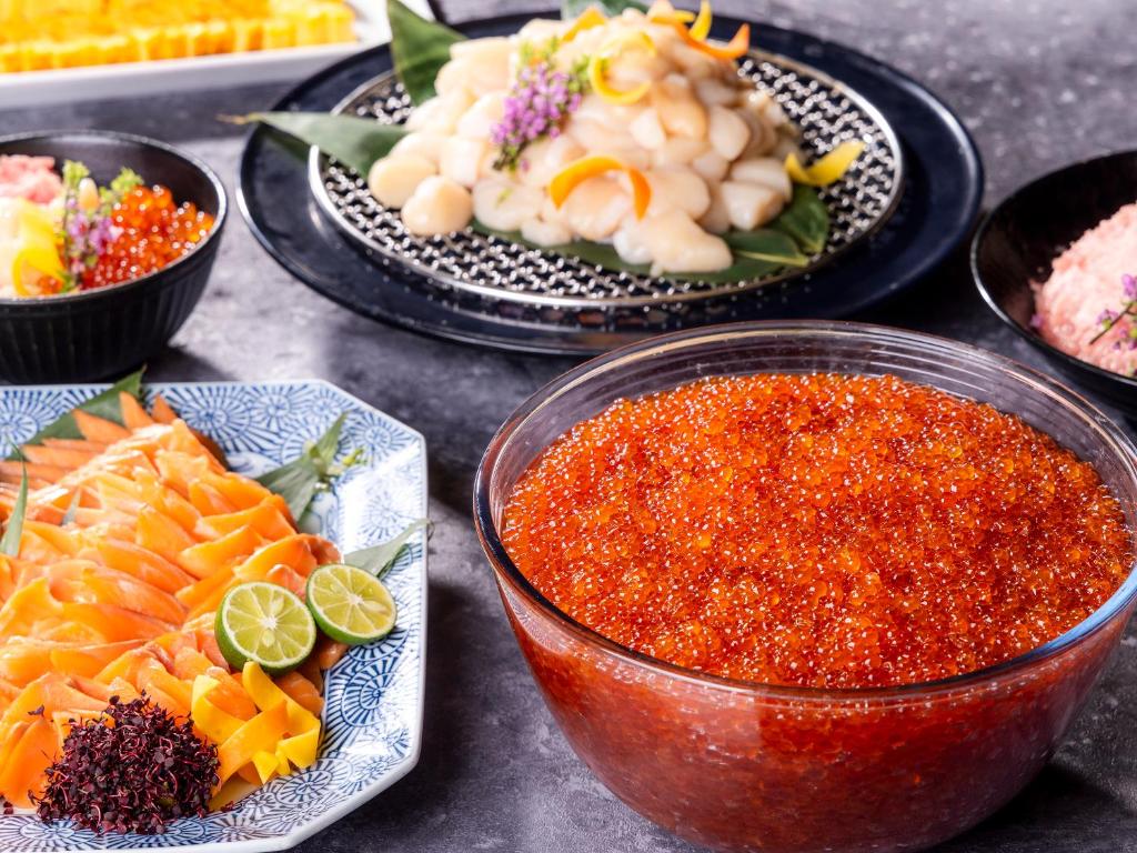 ホテルの敷地内または近くでの食事または食べ物
