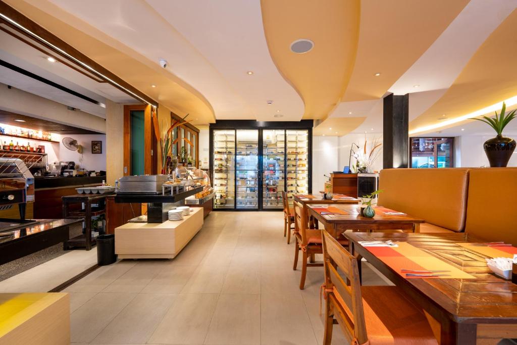 La Flora Resort Patong - 9