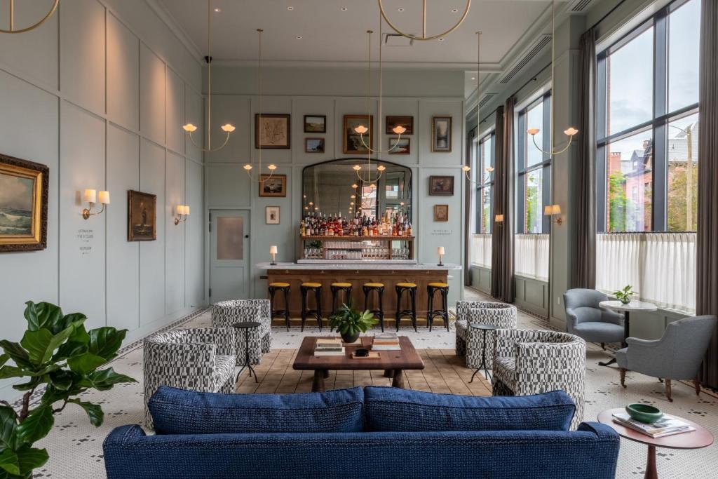 Un lugar para sentarse en Longfellow Hotel