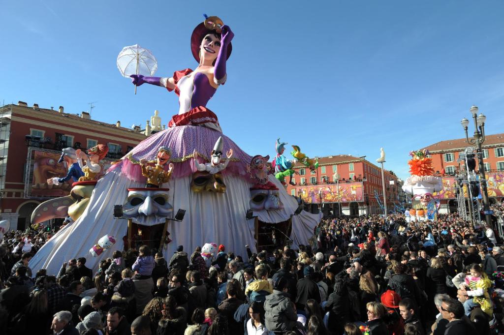 Επισκέπτες που μένουν στο Staybridge Suites - Cannes Centre by IHG