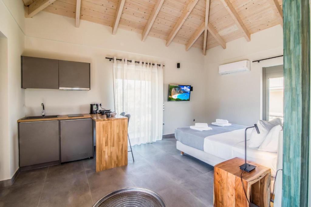 blue symphony suites and apartments - 14