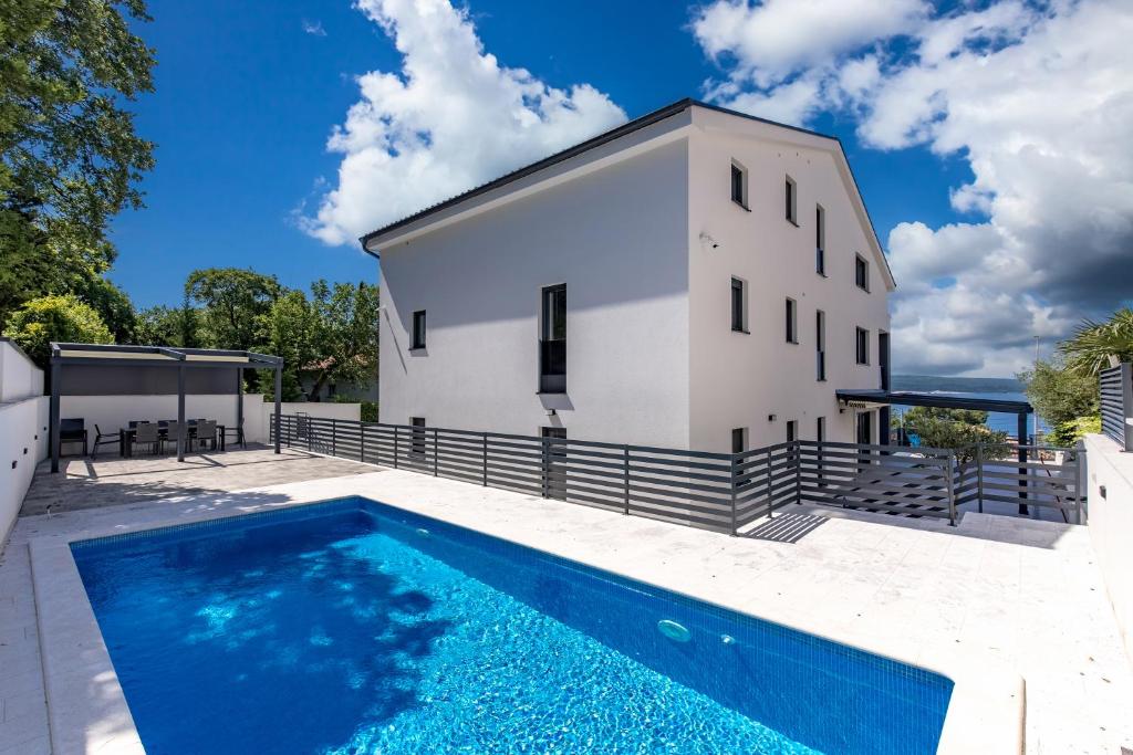 Pool Apartments Crikvenica