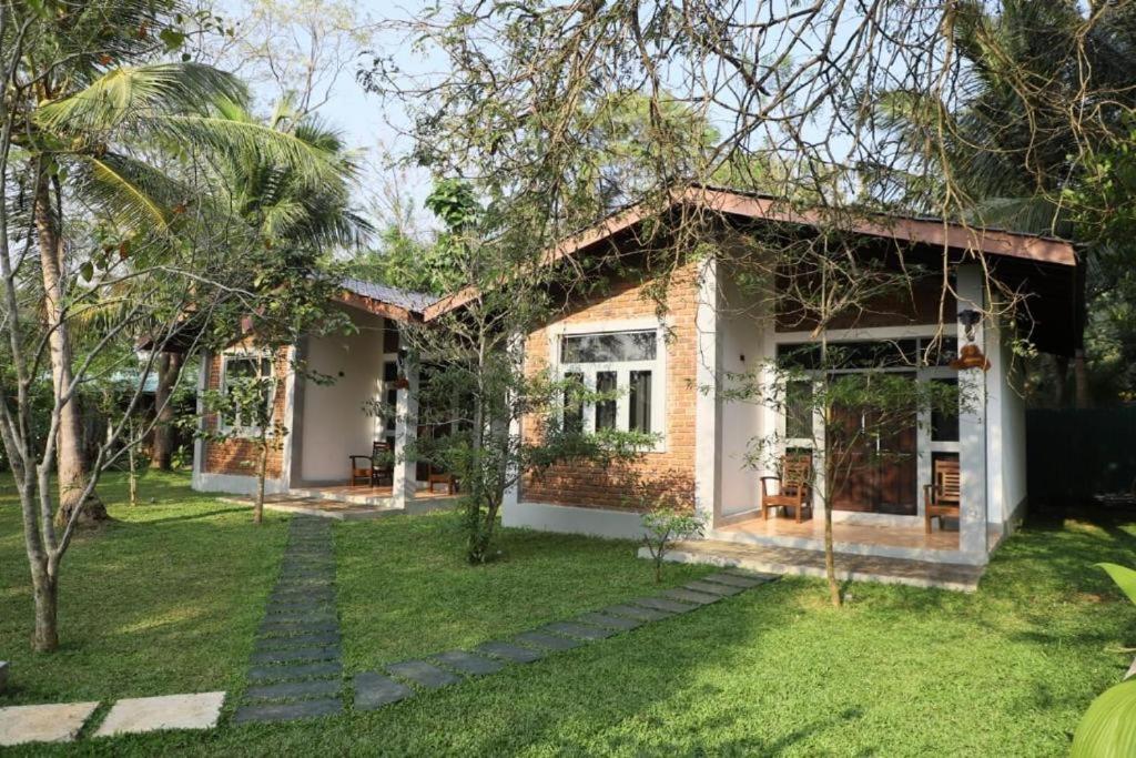 Zahrada ubytování Hotel Ro Kalawewa