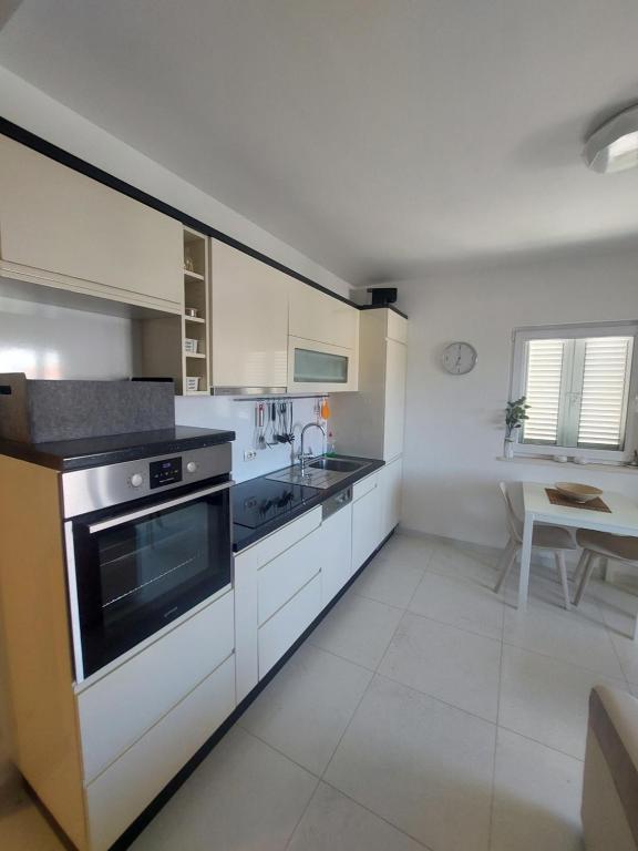 Gallery image of Apartment Anita in Sutivan