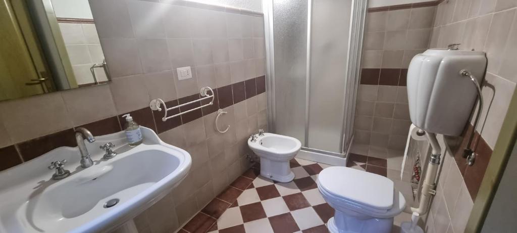 B&B di Luisa Ledda - Camera Singola Con Bagno Privato