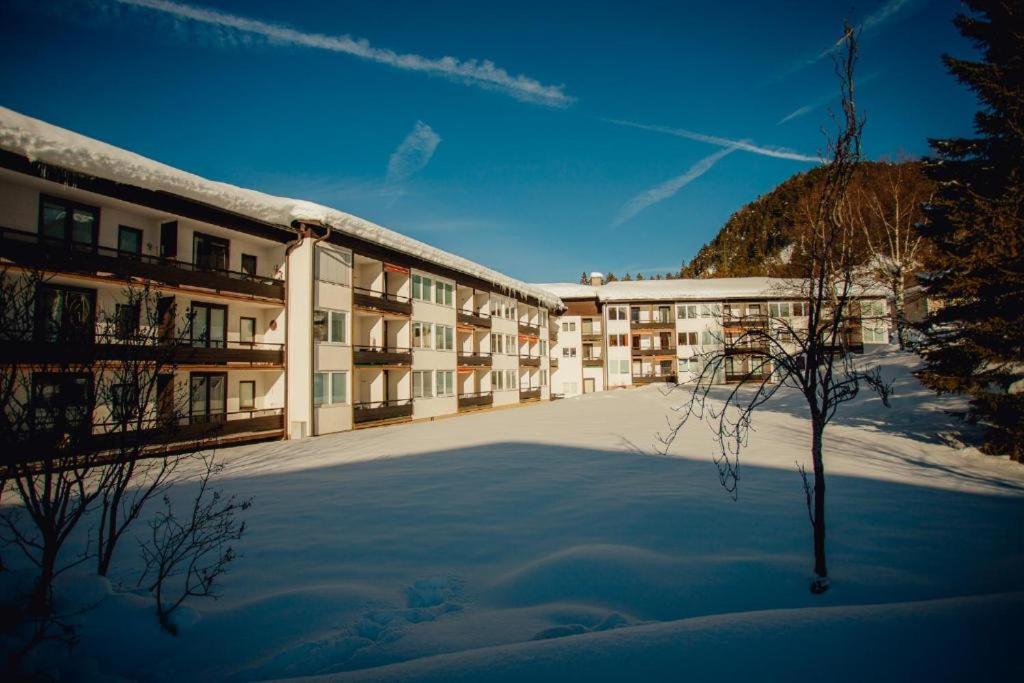 Fotografia z galérie ubytovania Appartement HERZLICHKEIT mit Hallenbad und Sauna by MoniCare v destinácii Seefeld in Tirol