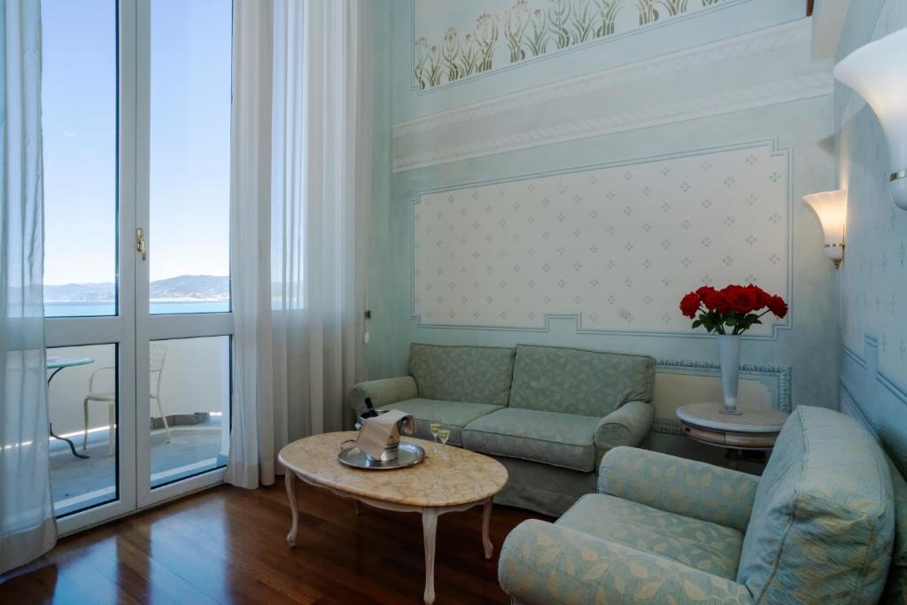 Posezení v ubytování Suite Hotel Nettuno