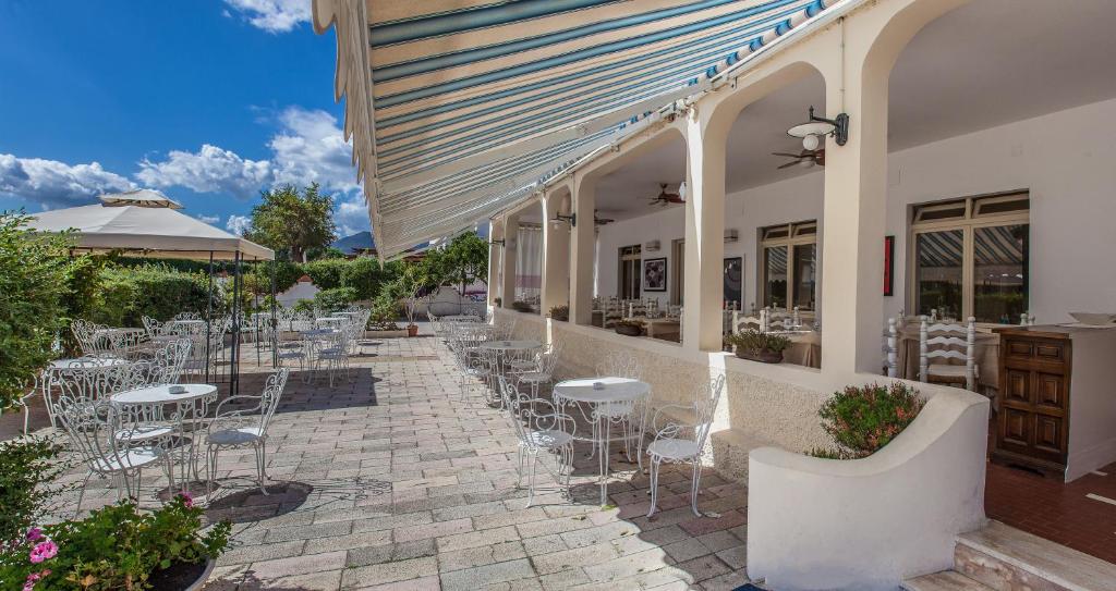 Restaurace v ubytování Hotel Sandalyon