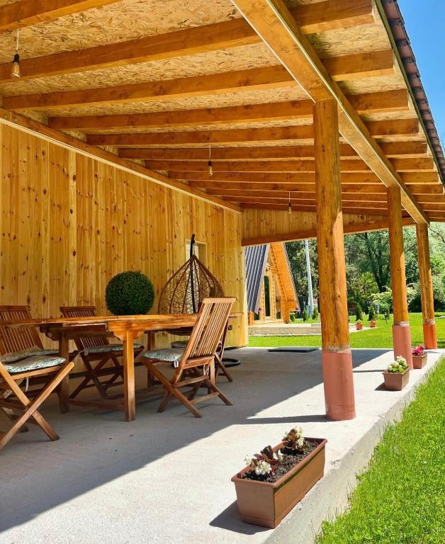 Fotografie z fotogalerie ubytování Bisland v destinaci Bijelo Polje