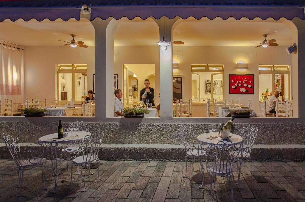 Restaurace v ubytování Hotel Sandalyon