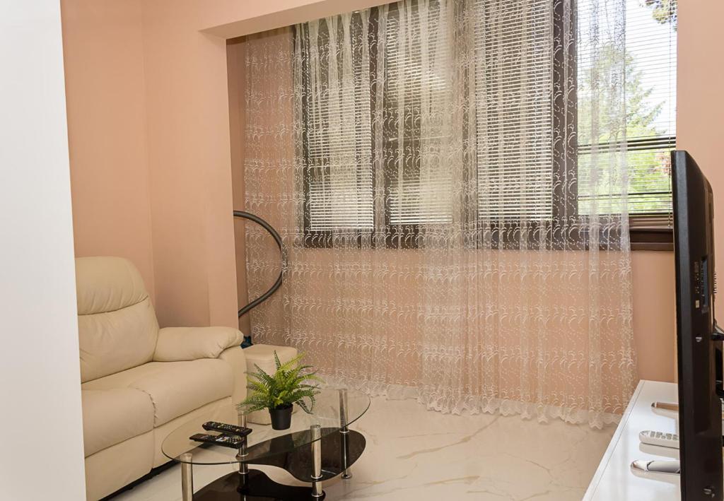Fotografie z fotogalerie ubytování Comfy 1-Bedroom Apartment in Chayka Neighbourhood by Flat Mаnаger ve Varně