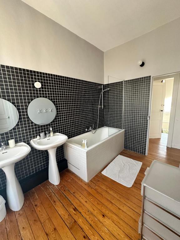 Kúpeľňa v ubytovaní Grande maison hyper centre