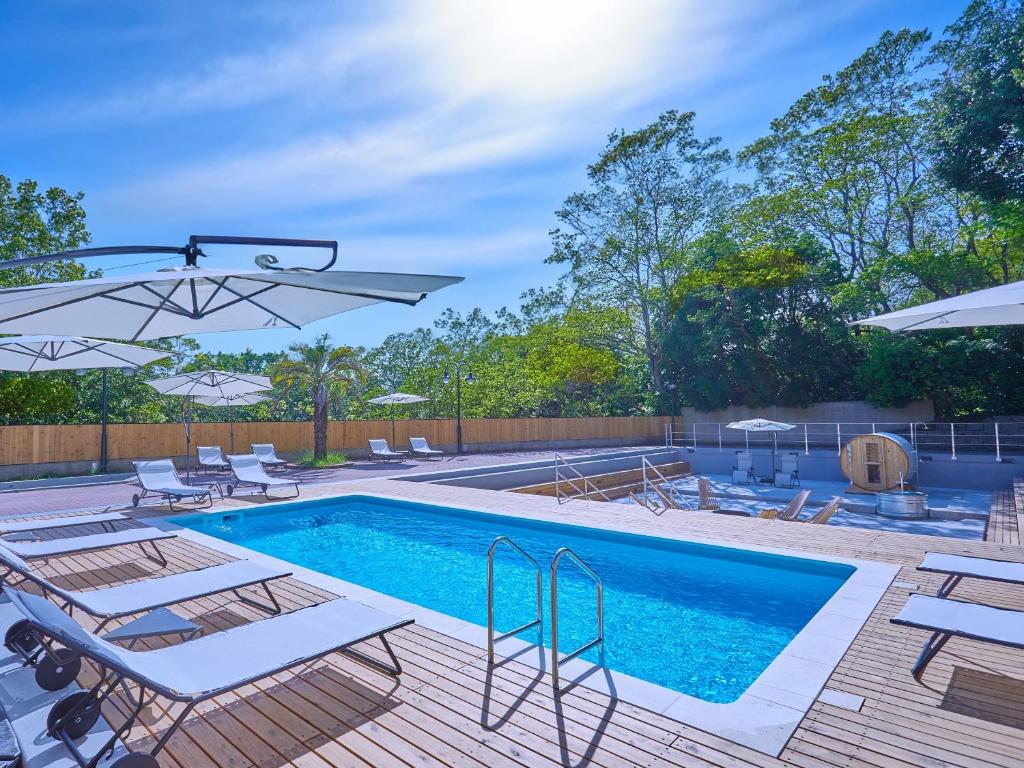 Bazén v ubytování ANDO HOTEL NARA Wakakusayama -DLIGHT LIFE & HOTELS- nebo v jeho okolí