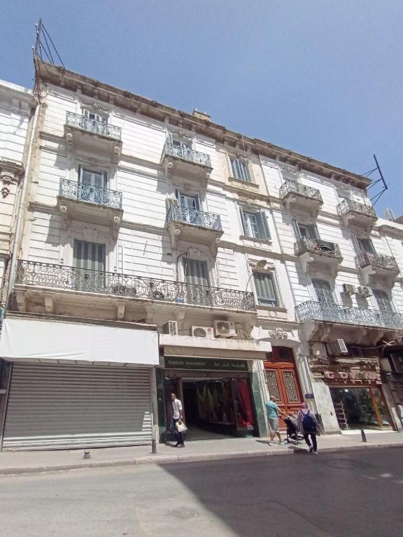 Private rooms in authentic apartment in Old town of Tunis, near Medina - Habitación Doble